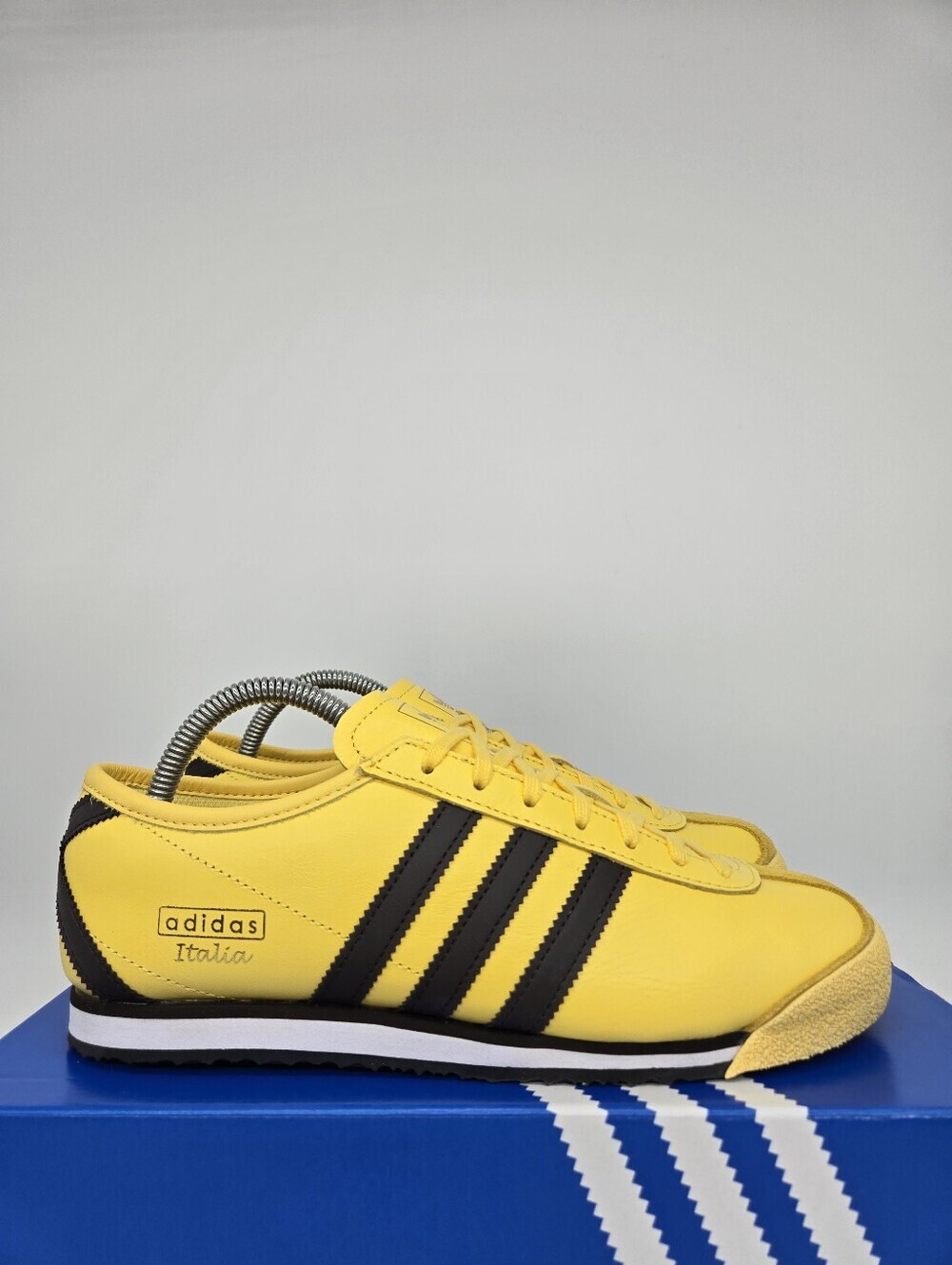 adidas Women's Italia 70s JQ9071 Spring Yellow Dark Brown Shoes Size 9 - Picture 3 of 8